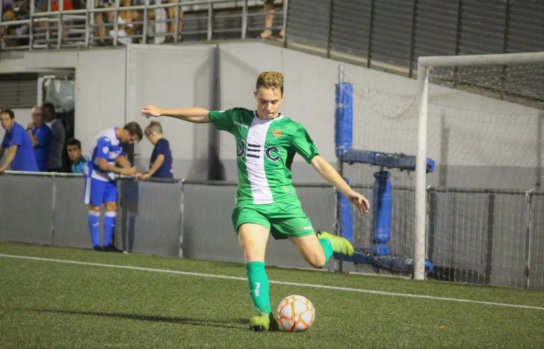 GERARD FERNÁNDEZ "PEQUE" FICHA POR EL FC BARCELONA - Unió Esportiva ...