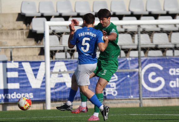 CF VILANOVA 2-0 UE CORNELLÀ (J28 TERCERA RFEF)